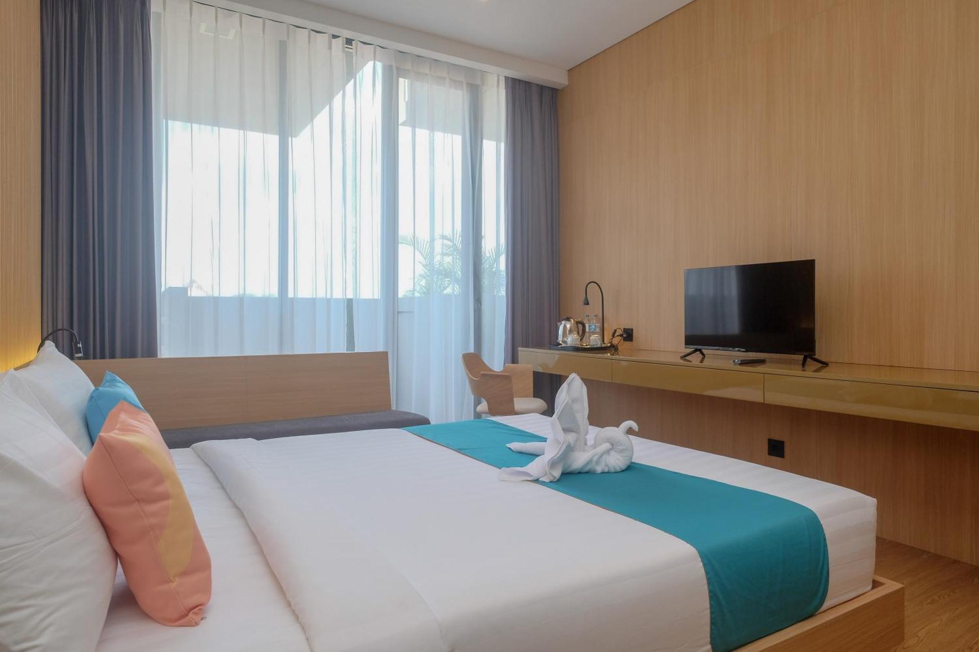 Sans Hotel Rg Living Jogja By Reddoorz Pakualaman Esterno foto